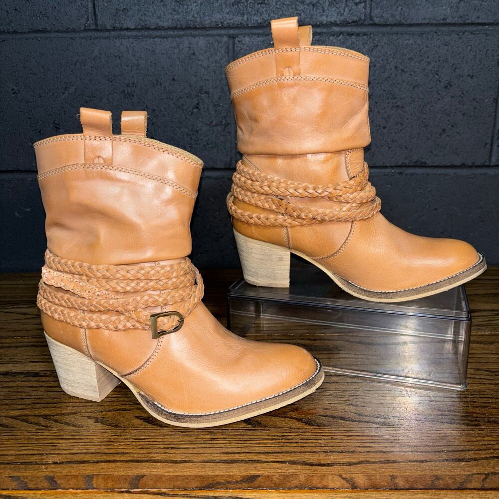 Dingo Braided Harness Western Ankle Boots Tan Leather Pull On Women’s 7.5 - Picture 2 of 8